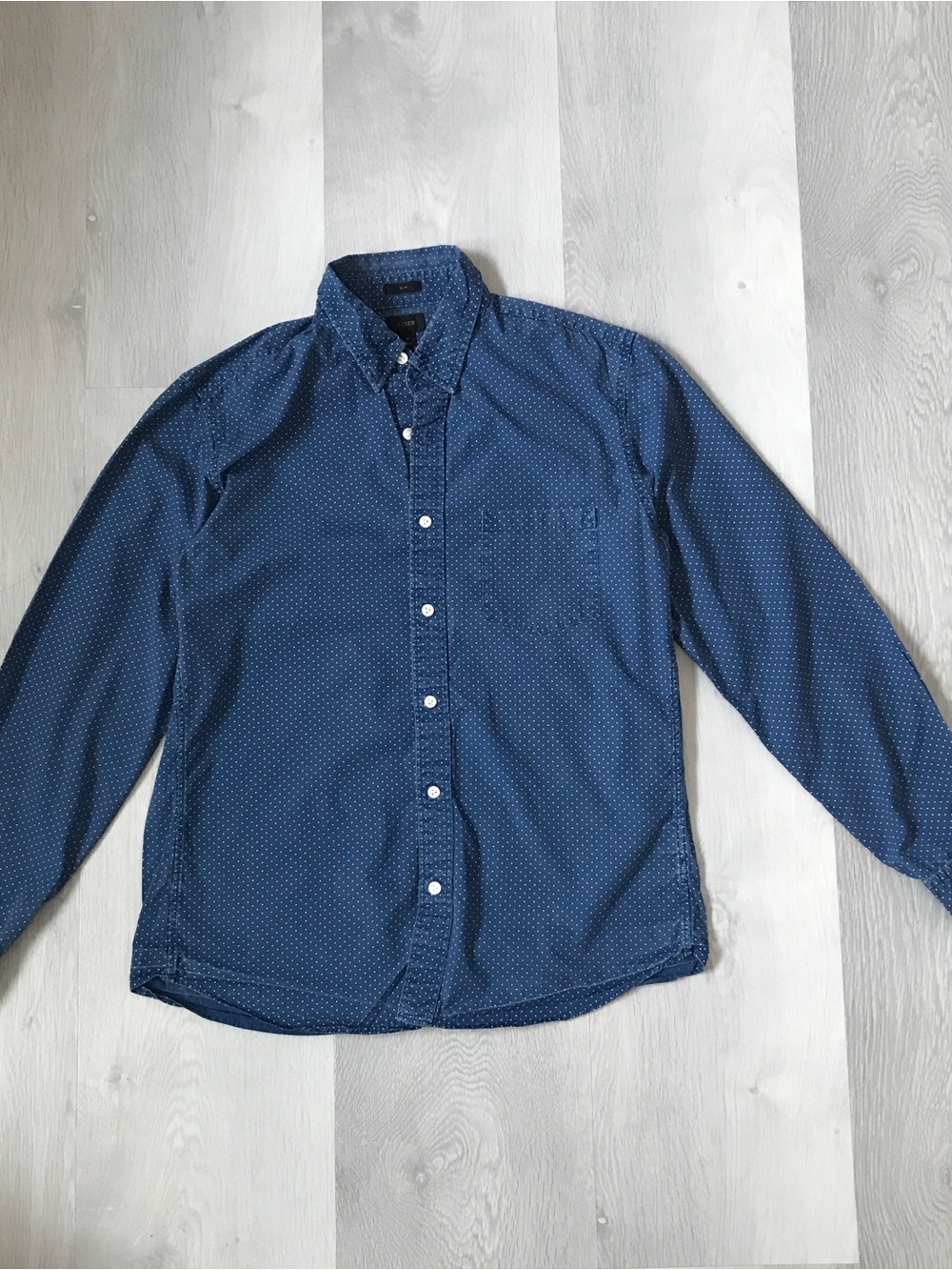 J CREW POLKA DOT BLUE LONG SLEEVE BUTTON DOWN MENS MEDIUM